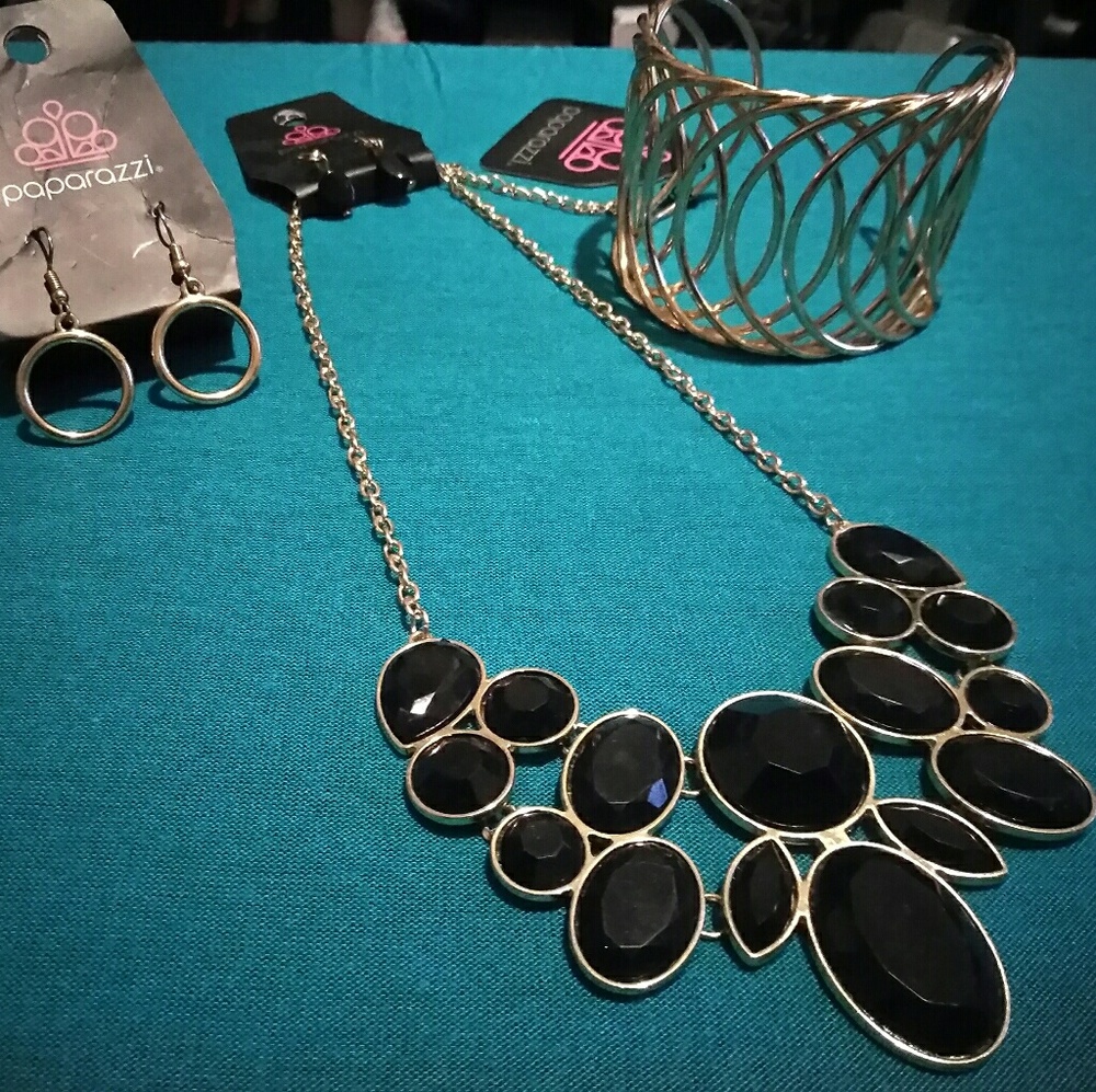 4 piece Gold Paparazzi Set